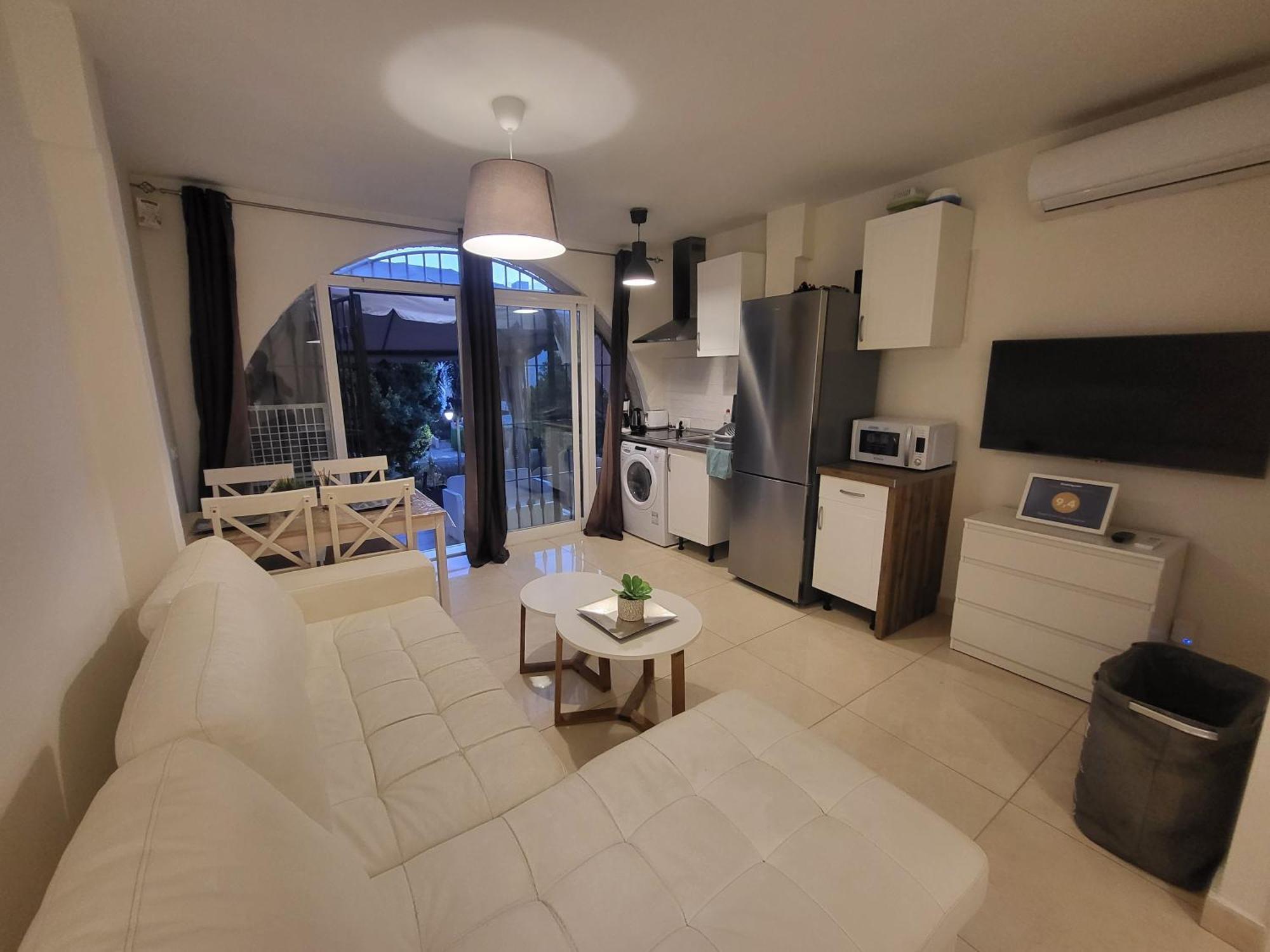 Beach Bungalow Port,Free Parking Estepona Eksteriør billede
